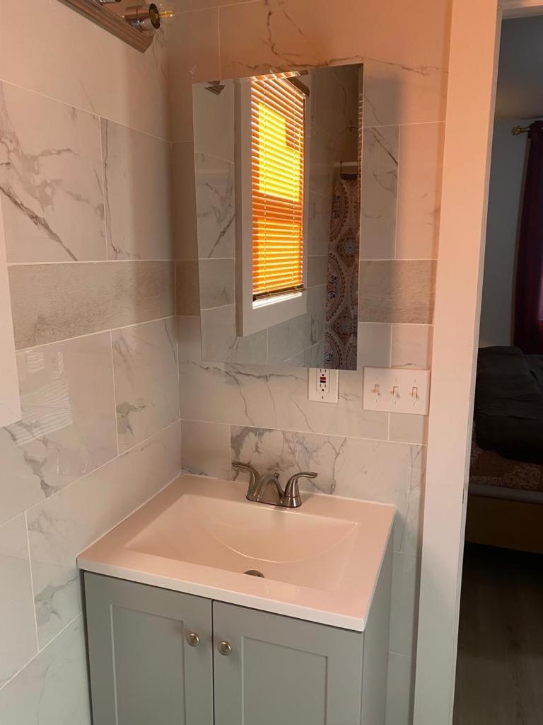 King Suite 8Mins To Newark Airport Exterior foto